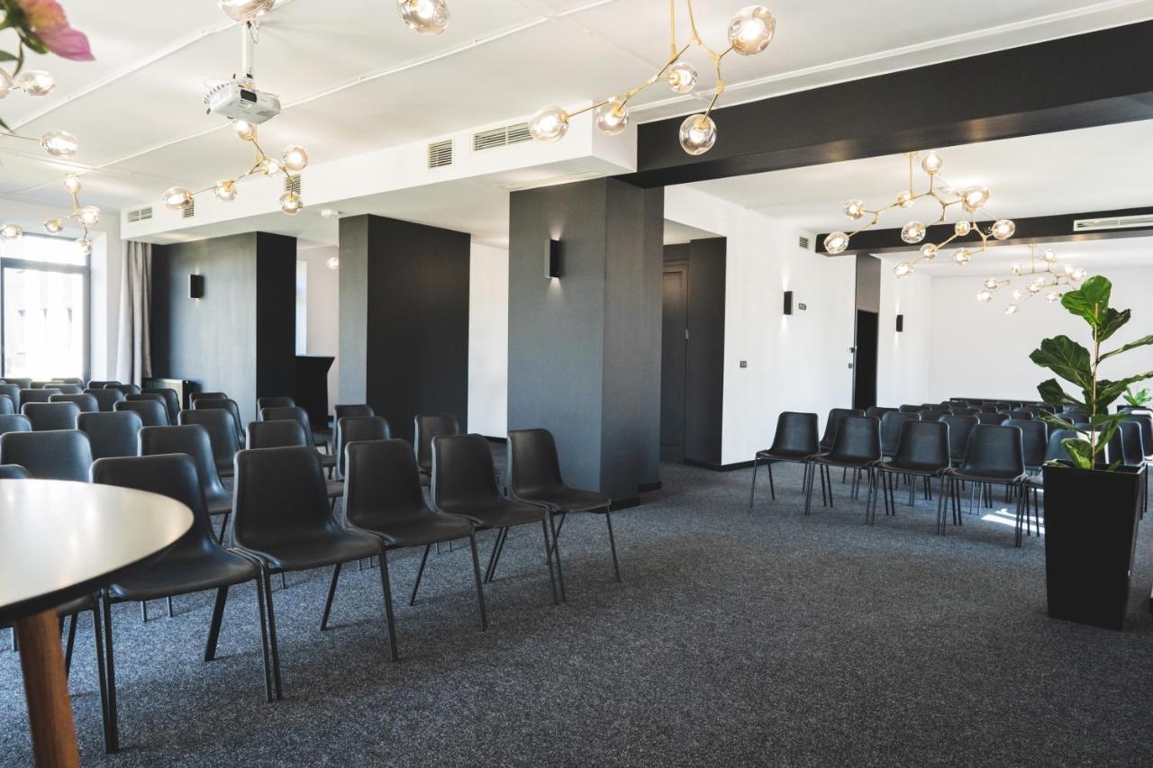 Vanta Business Center Skawina Eksteriør bilde